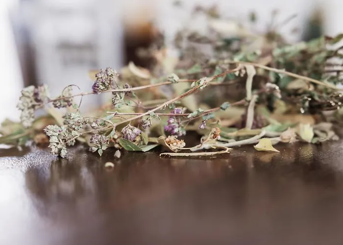 מלון Aether Boutique 3*