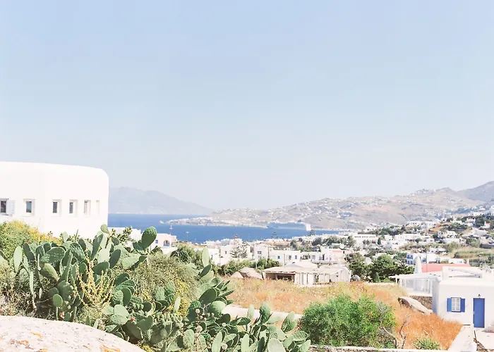 Aether Boutique Glastros (Mykonos)