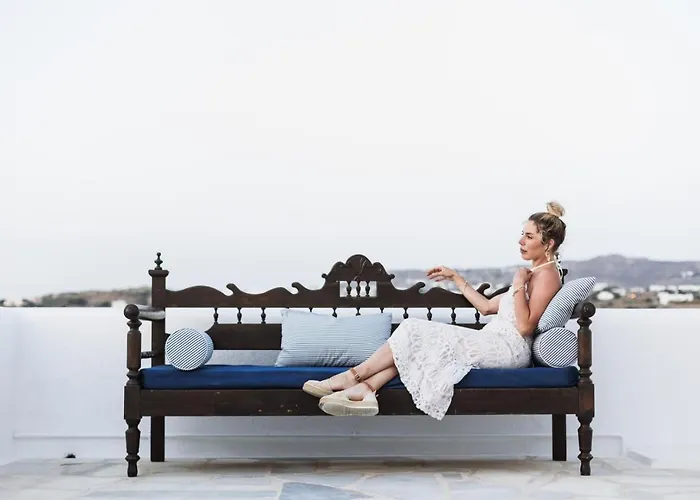 Aether Boutique Glastros (Mykonos)